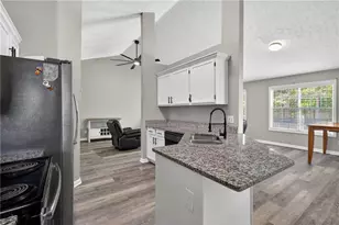 105 Prestwyck Oak Pl, Lawrenceville, GA 30043 - Photo 18
