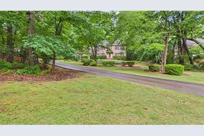 2597 W Harvest Drive SE, Conyers, GA 30013 - Photo 2