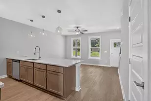 225 Maddux St, Fayetteville, GA 30214 - Photo 8