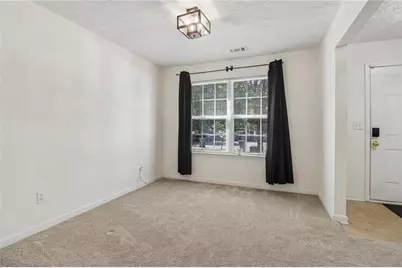 9425 Lakeview Road, Union City, GA 30291 - Photo 14