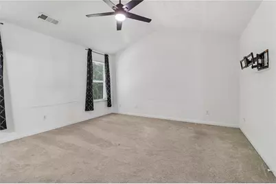 9425 Lakeview Road, Union City, GA 30291 - Photo 22