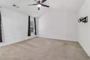 9425 Lakeview Rd, Union City, GA 30291 - Photo 22