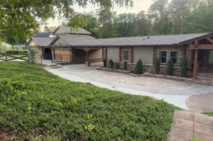 749 Dry Pond Ln, Canton, GA 30114 - Photo 2