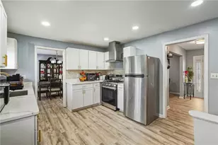 3875 Wisteria Ln, Atlanta, GA 30331 - Photo 8