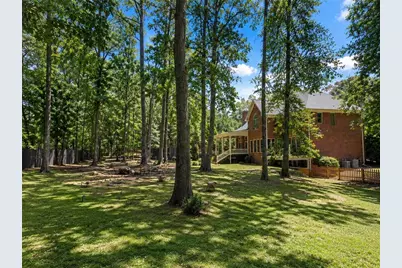 1630 Canterbury Pointe SE, Conyers, GA 30013 - Photo 10