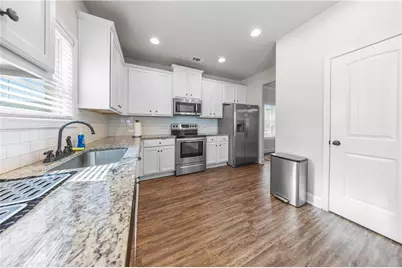 890 Tranquil Way, Hampton, GA 30228 - Photo 6