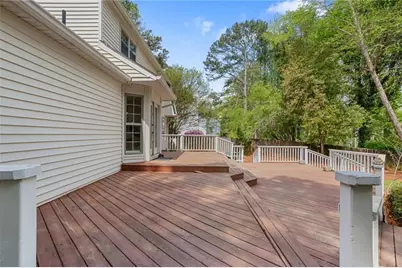 632 Holt Road NE, Marietta, GA 30068 - Photo 10