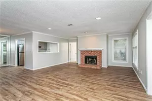 511 Abingdon Way, Sandy Springs, GA 30328 - Photo 4