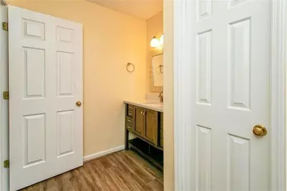511 Abingdon Way, Sandy Springs, GA 30328 - Photo 18