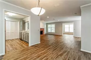 511 Abingdon Way, Sandy Springs, GA 30328 - Photo 10