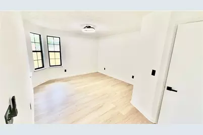 2070 Mallard Way, Lithonia, GA 30058 - Photo 12