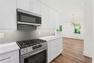 2746 Dale Creek Dr NW, Atlanta, GA 30318 - Photo 8