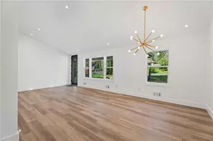 2746 Dale Creek Dr NW, Atlanta, GA 30318 - Photo 4