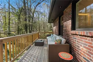 2746 Dale Creek Dr NW, Atlanta, GA 30318 - Photo 38
