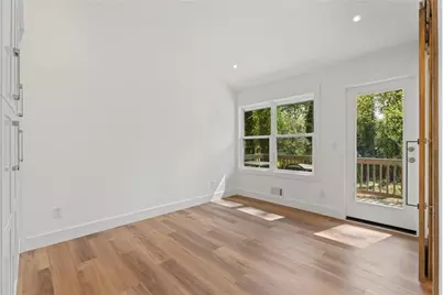 2746 Dale Creek Drive NW, Atlanta, GA 30318 - Photo 14