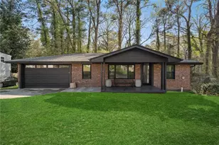 2746 Dale Creek Dr NW, Atlanta, GA 30318 - Photo 1