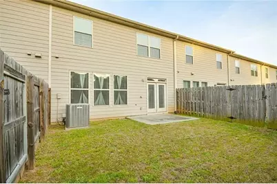 3934 Princeton Lakes Pass SW, Atlanta, GA 30331 - Photo 2