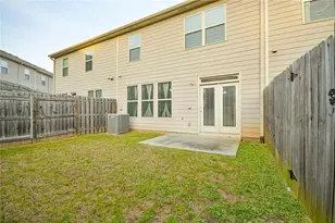 3934 Princeton Lakes Pass SW, Atlanta, GA 30331 - Photo 4