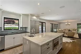 1100 Kingston Dr, Atlanta, GA 30342 - Photo 32
