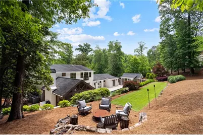 1100 Kingston Drive, Atlanta, GA 30342 - Photo 68