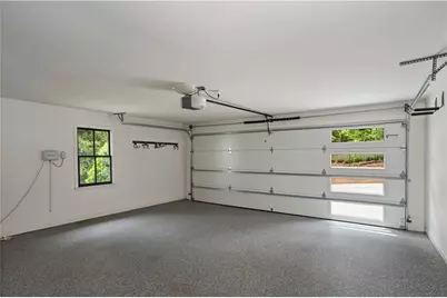 1100 Kingston Drive, Atlanta, GA 30342 - Photo 38