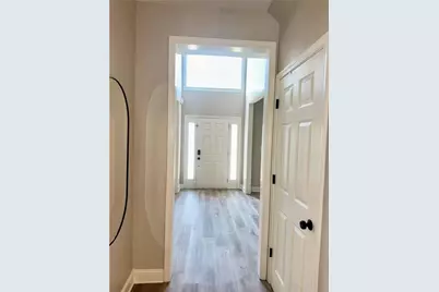 2887 Montview Drive, Marietta, GA 30060 - Photo 2