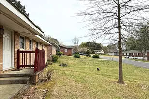 6424 Monica Dr, Morrow, GA 30260 - Photo 2