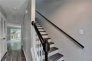 3014 Majestic Park Ct, Duluth, GA 30096 - Photo 4