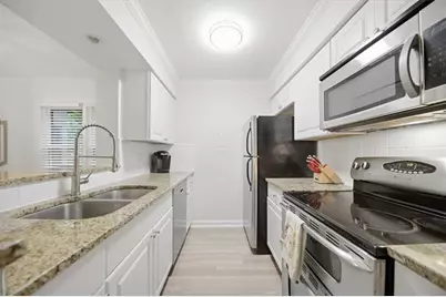 32 Arpege Way NW #32, Atlanta, GA 30327 - Photo 10