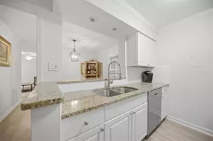32 Arpege Way NW, Atlanta, GA 30327 - Photo 8