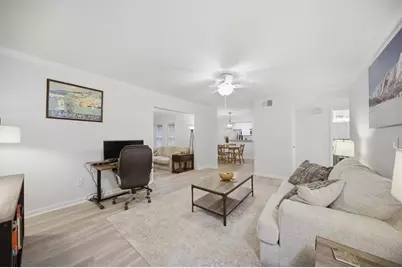 32 Arpege Way NW #32, Atlanta, GA 30327 - Photo 4