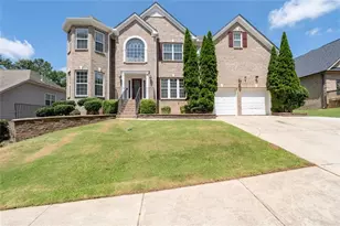 3717 Shady Maple Dr, Stonecrest, GA 30038 - Photo 2