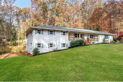 4956 Mountclaire Road, Stone Mountain, GA 30087 - Photo 2