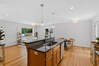 3225 Caldwell Road NE, Brookhaven, GA 30319 - Photo 12