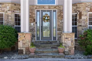 525 Waters Way, Fayetteville, GA 30215 - Photo 2