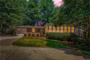 1278 Fairhill Ln, Brookhaven, GA 30319 - Photo 2