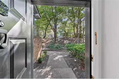 1274 Weatherstone Drive NE, Atlanta, GA 30324 - Photo 2