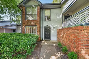 1274 Weatherstone Dr NE, Atlanta, GA 30324 - Photo 2