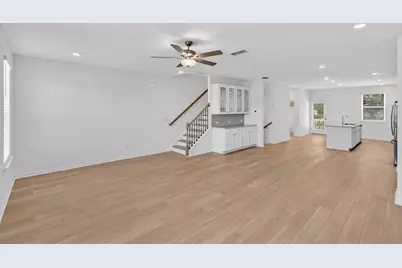 625 Oak Bluff Drive, Cumming, GA 30040 - Photo 8