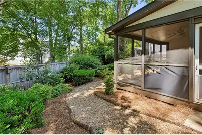 934 Chesterfield Place NW, Marietta, GA 30064 - Photo 34