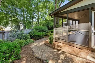 934 Chesterfield Pl NW, Marietta, GA 30064 - Photo 34
