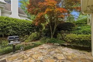 2570 Club Springs Dr, Roswell, GA 30076 - Photo 34