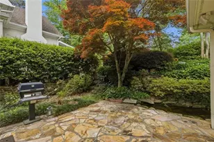 2570 Club Springs Dr, Roswell, GA 30076 - Photo 34