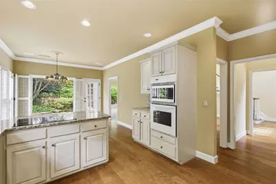 2570 Club Springs Drive, Roswell, GA 30076 - Photo 12