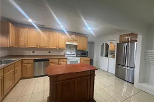 981 Woodward Park Dr, Suwanee, GA 30024 - Photo 4