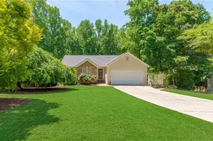1412 Elliotts Ln, Auburn, GA 30011 - Photo 2