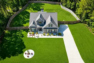 20 Hawthorn Ln, Covington, GA 30014 - Photo 4