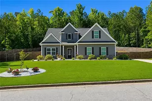 20 Hawthorn Ln, Covington, GA 30014 - Photo 2