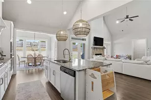 77 Wallace Dr, Winder, GA 30680 - Photo 8