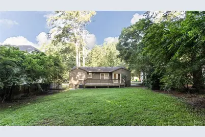 1667 Beacon Hill Boulevard NE, Atlanta, GA 30329 - Photo 4